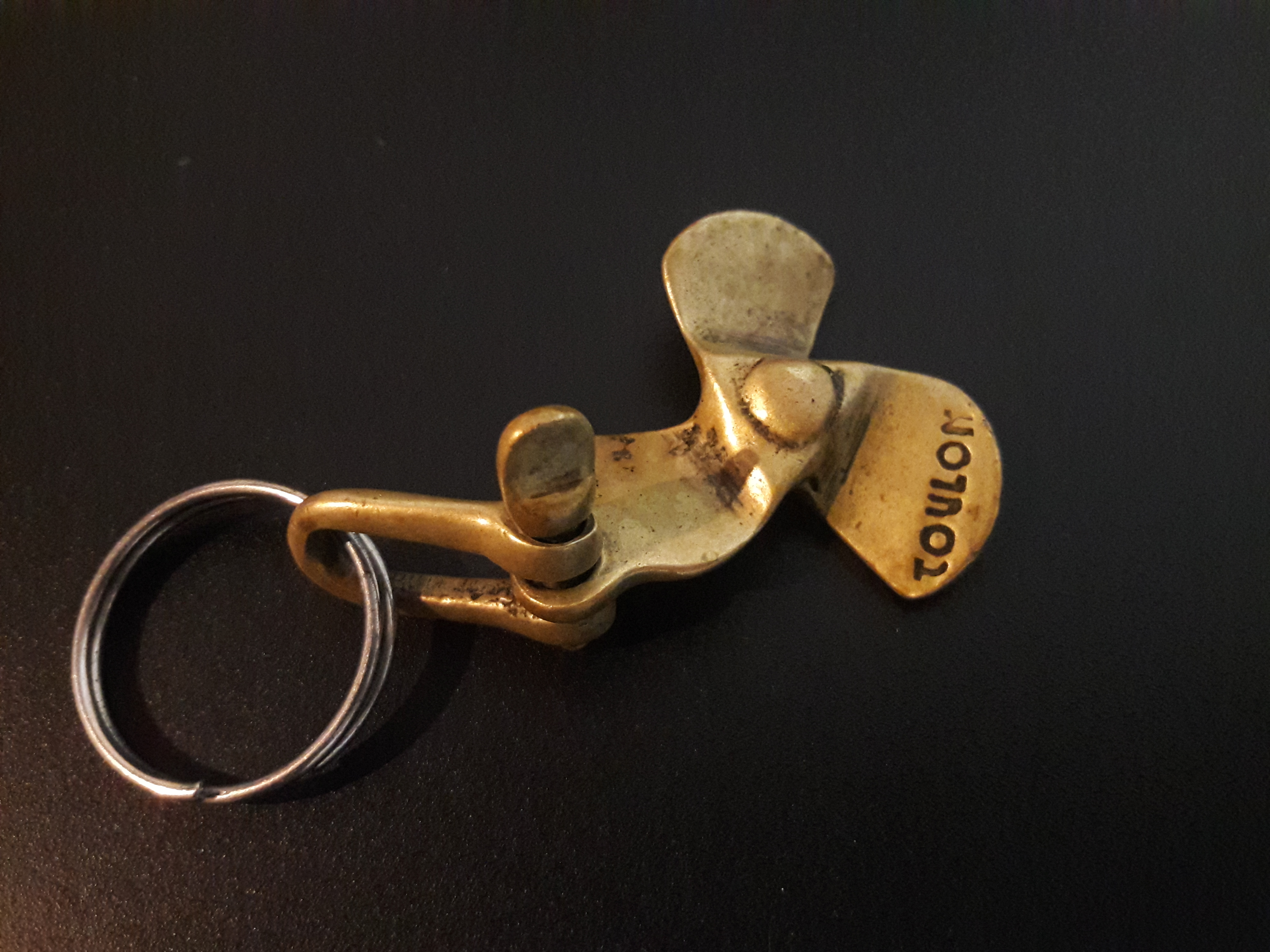 Antigo chaveiro hélice Lojas Toulon